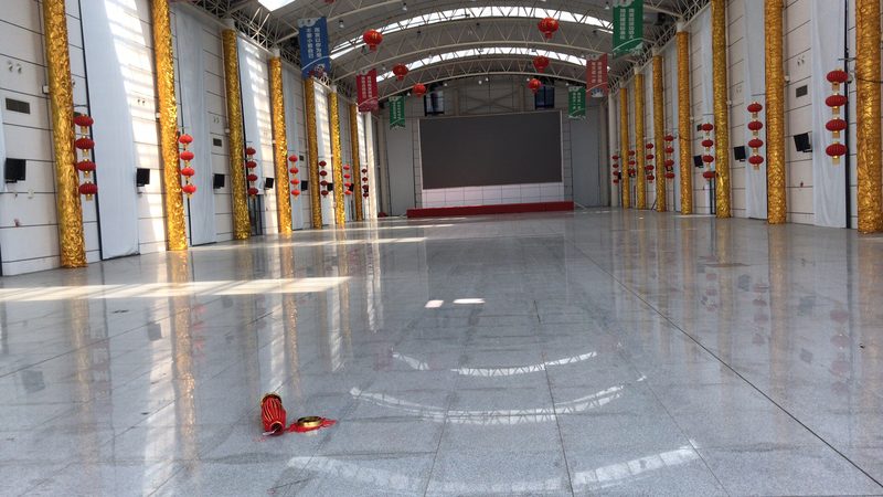 展览设计价格并非一成不变，它由多个因素共同构成。以下是一些主要因素：